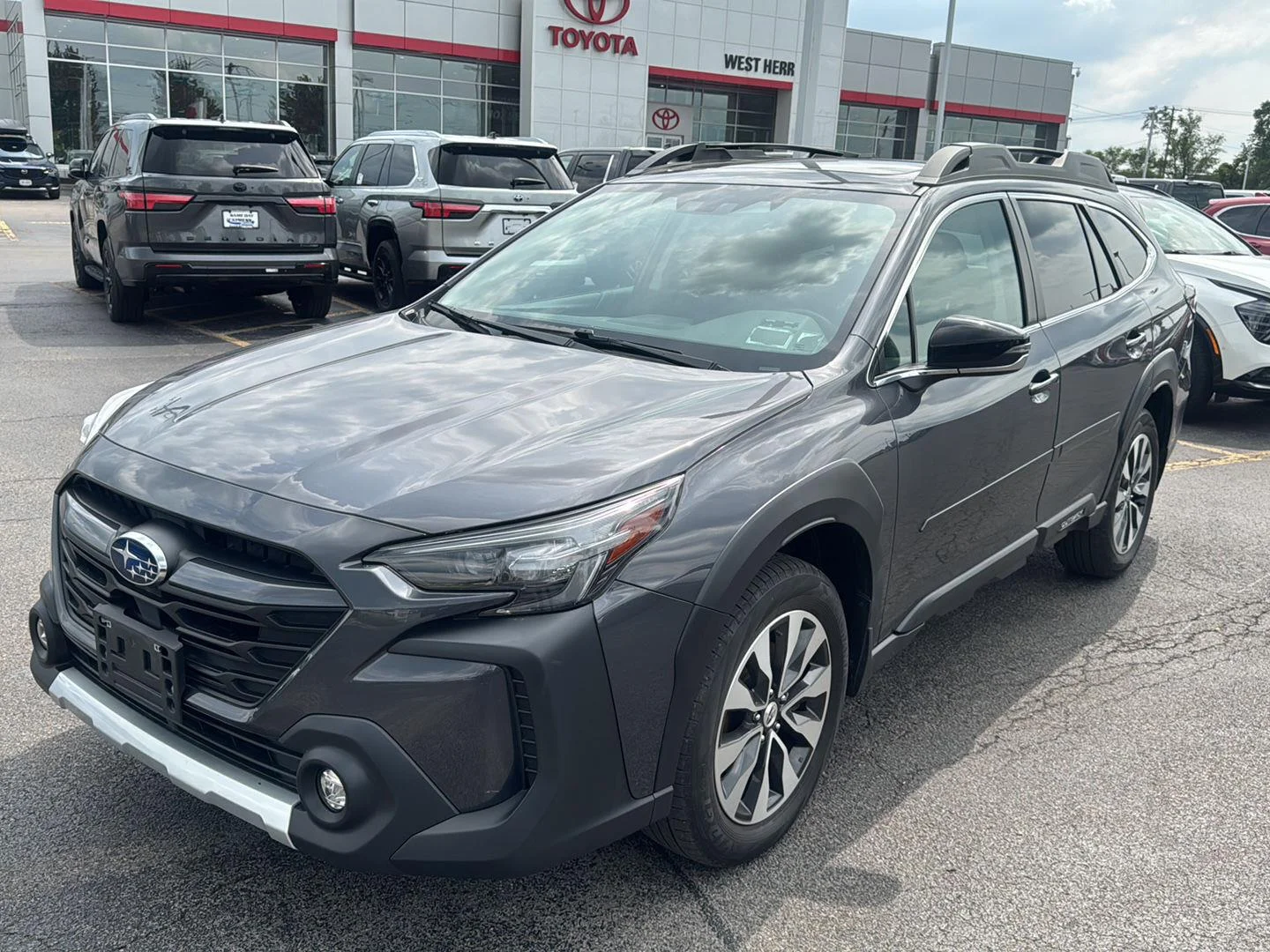 Used 2023 Magnetite Gray Metallic Subaru Limited XT image 3