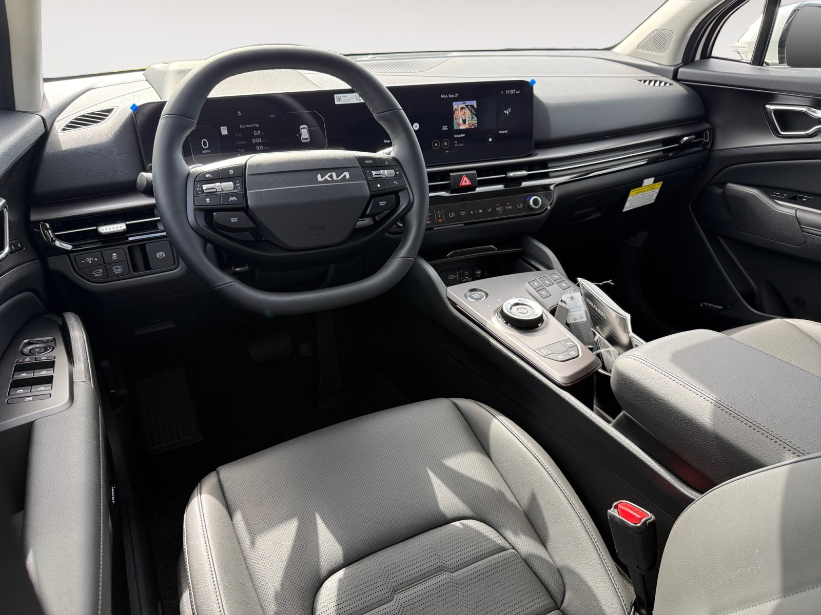 New 2027 Snow White Pearl Kia SX Prestige image 15