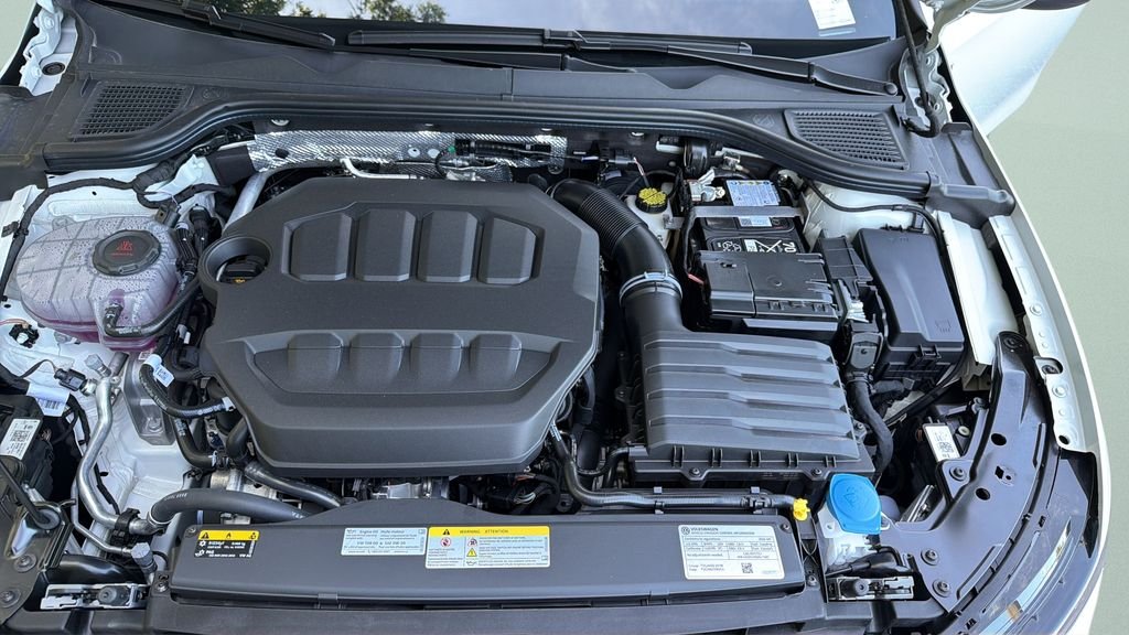 New 2026 Opal White Pearl Volkswagen SE image 32