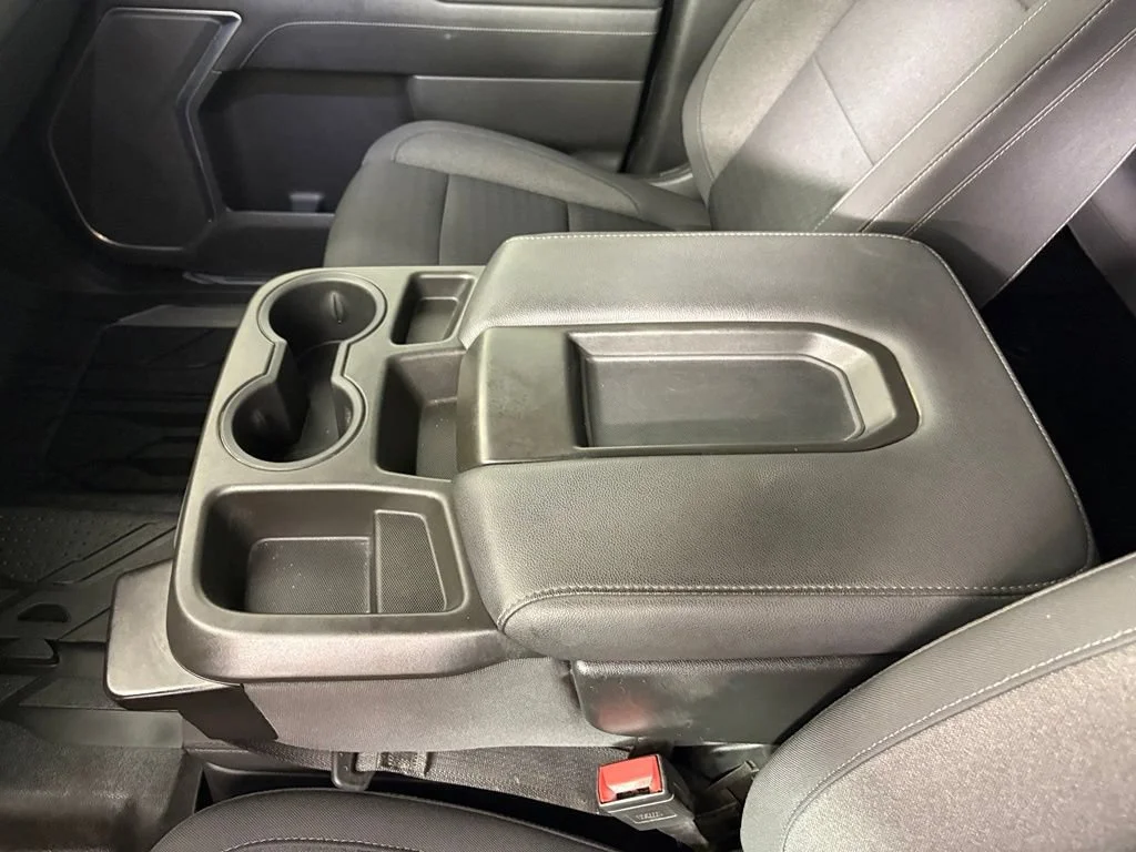 Certified Used 2022 SUMMIT WHITE Chevrolet LT image 32