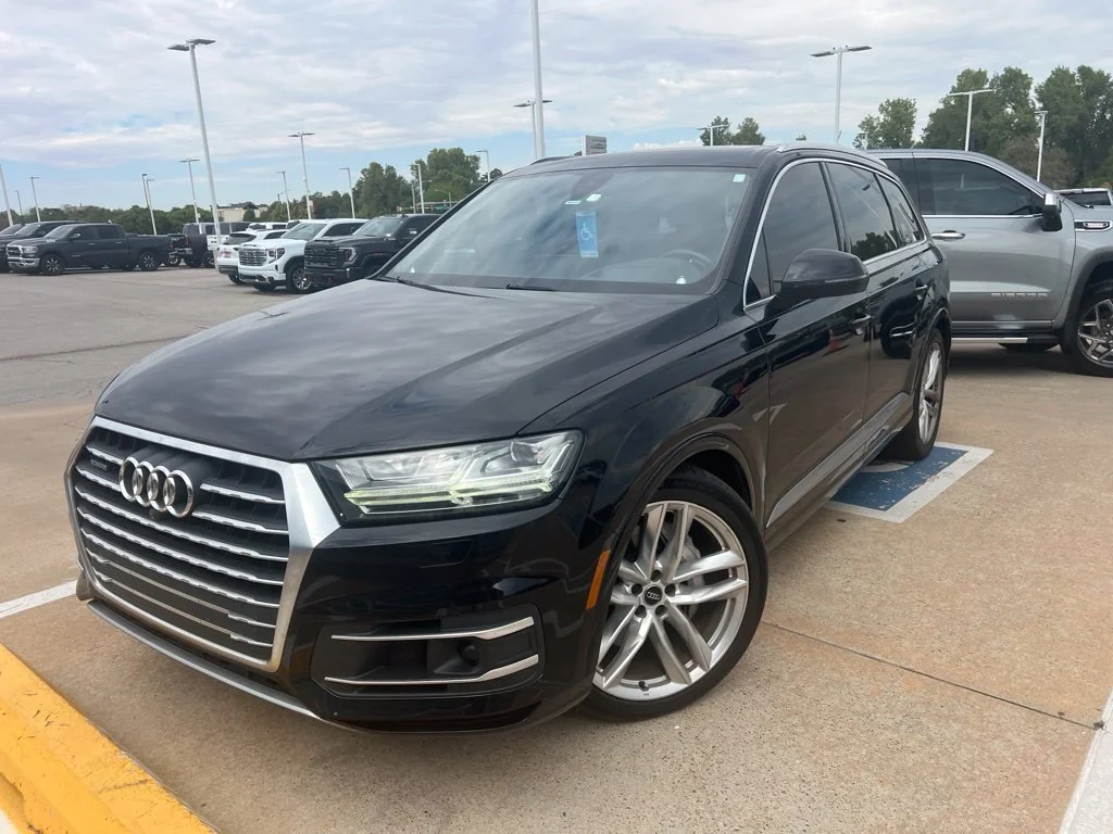 Used 2017 Black Audi 3.0T Prestige image 1