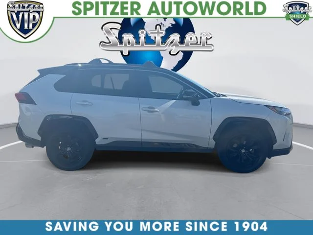 Used 2022 White Toyota XSE image 10