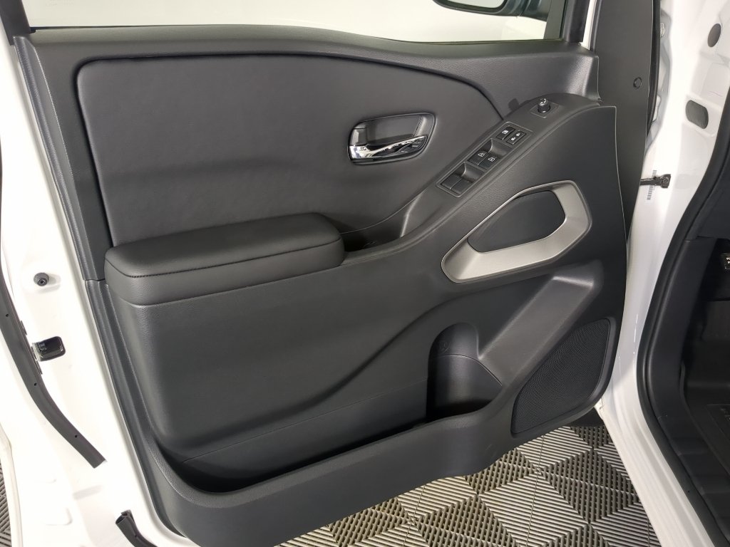 2026 Nissan Frontier SV - Photo 11