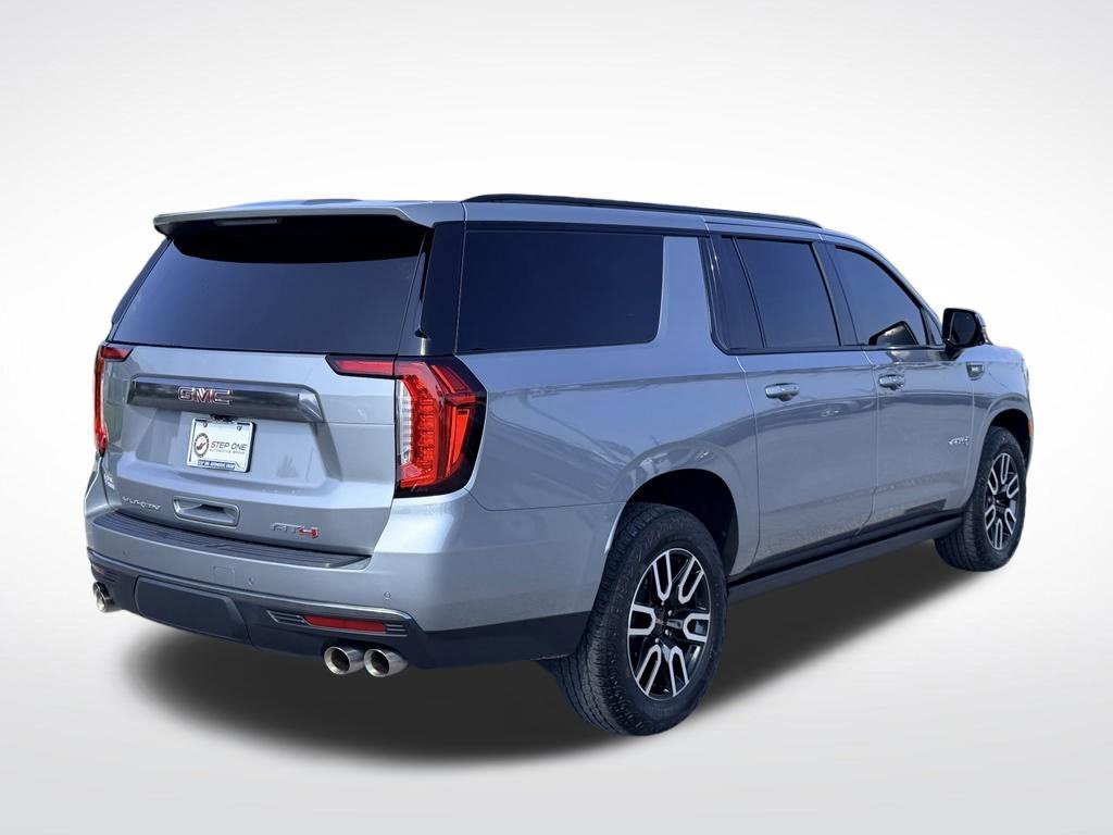 Used 2024 Sterling Metallic GMC AT4 image 7