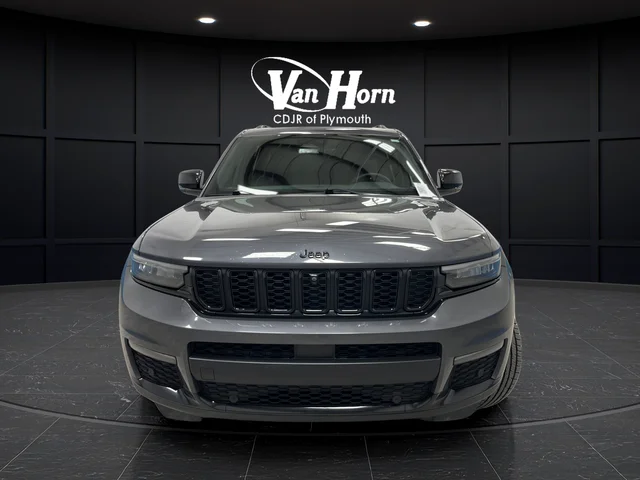 Used 2024 Baltic Gray Metallic Clearcoat Jeep Limited image 8