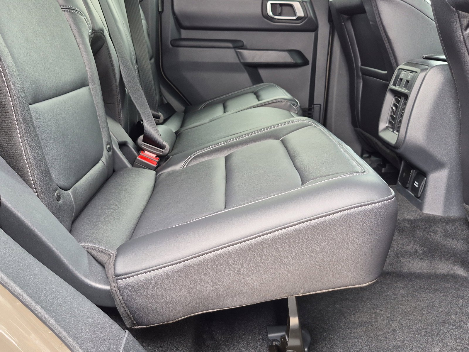 New 2025 Marsh Gray Ford Outer Banks® image 7