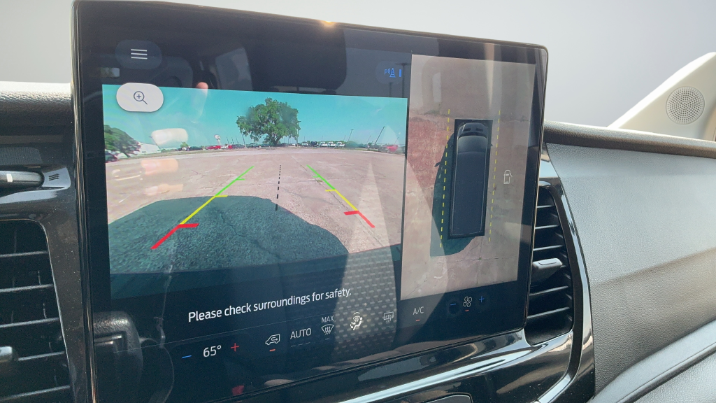 2023 Ford Transit Passenger Van XLT - Photo 9
