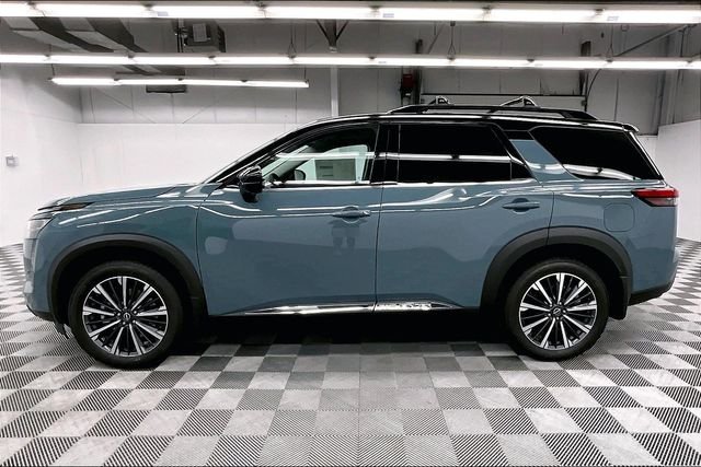 New 2026 Baltic Teal/Super Black Nissan Platinum image 17