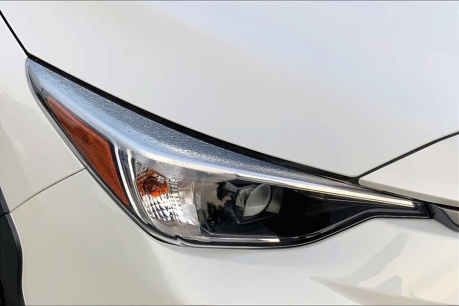 New 2026 CRYSTAL WHITE PEARL Subaru Premium image 13