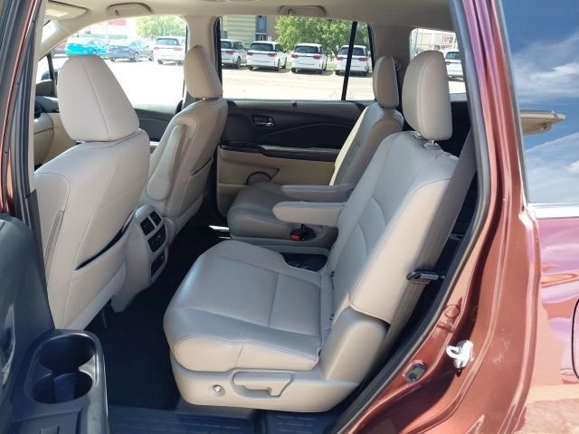 Used 2020 Deep Scarlet Pearl Honda Touring image 25