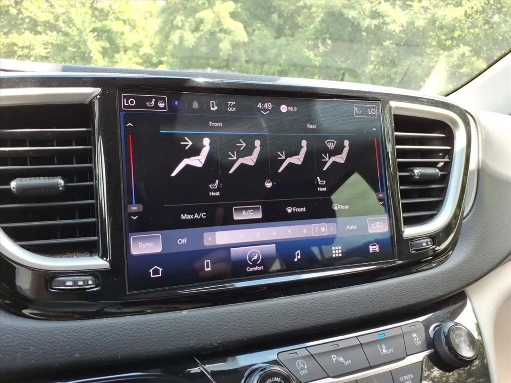 Used 2023 Gray Chrysler Touring L image 22