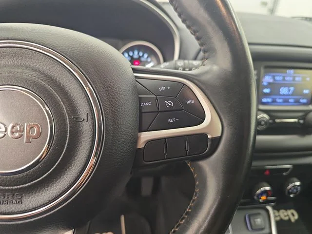 Used 2018 White Clearcoat Jeep Latitude image 30