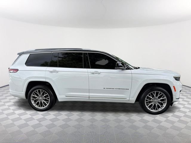Used 2022 White Jeep Summit image 4