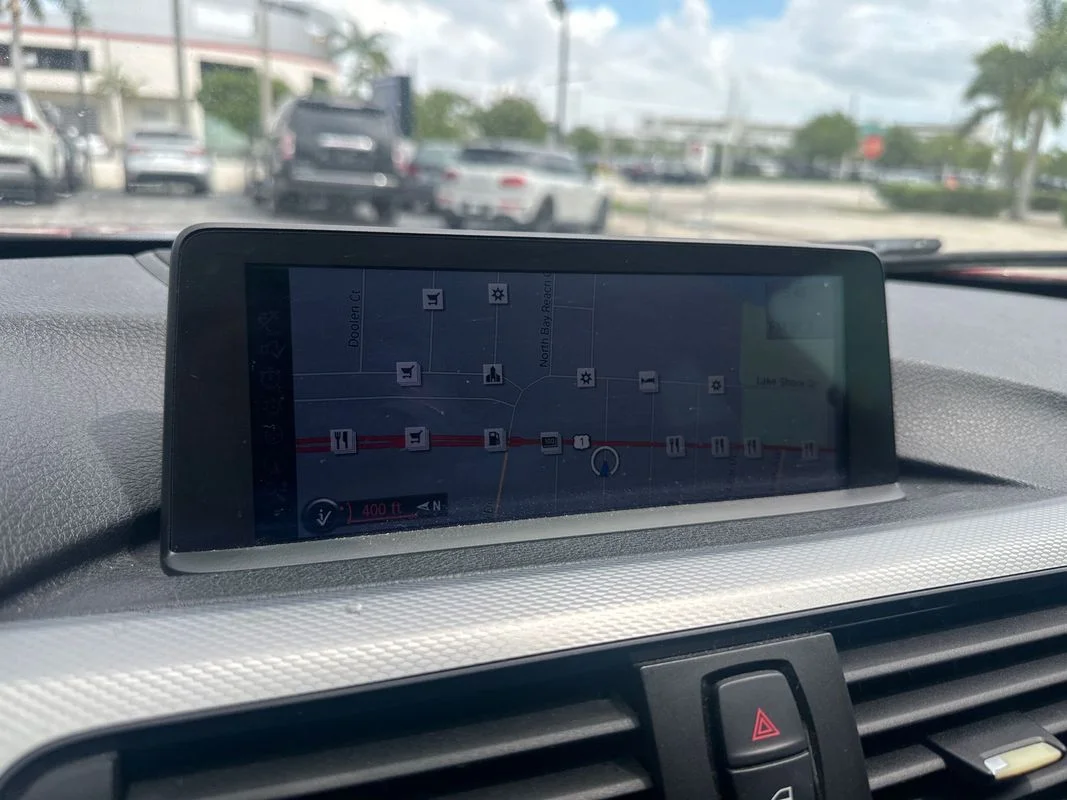 Used 2013 Red BMW xDrive image 21