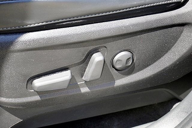 Used 2024 Silver Kia S image 22