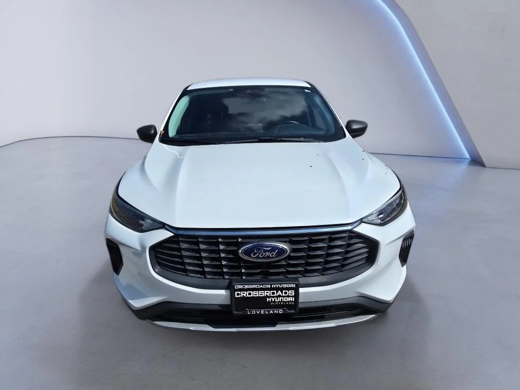 Used 2023 Oxford White Ford Active image 9