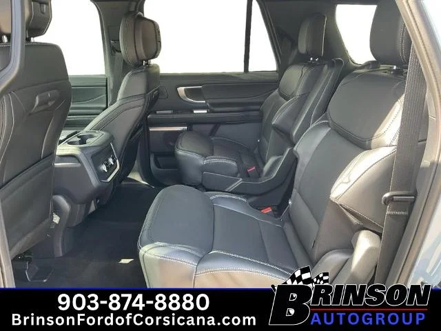 New 2027 Glacier Gray Metallic Tri-Coat Ford MAX Platinum image 28