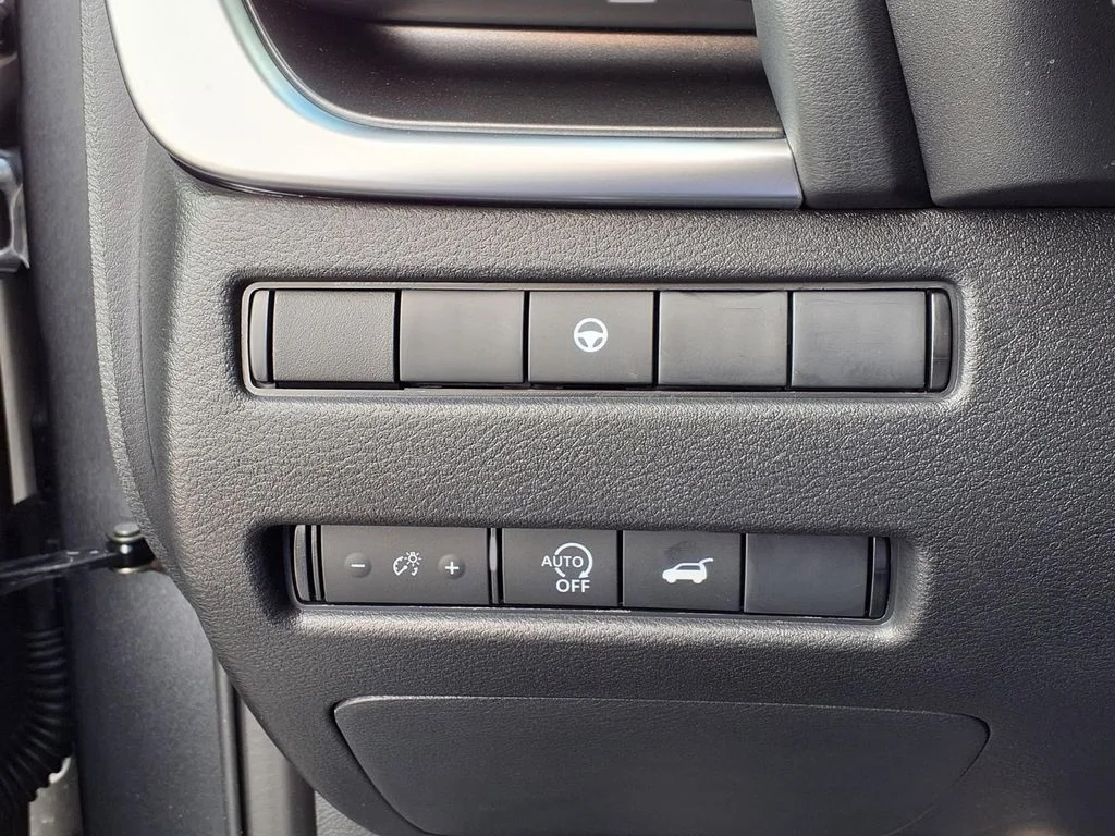 Used 2026 Gray Nissan SV image 17