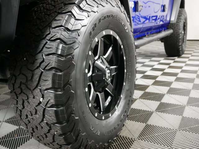 Used 2018 Ocean Blue Metallic Clearcoat Jeep Sport S image 2