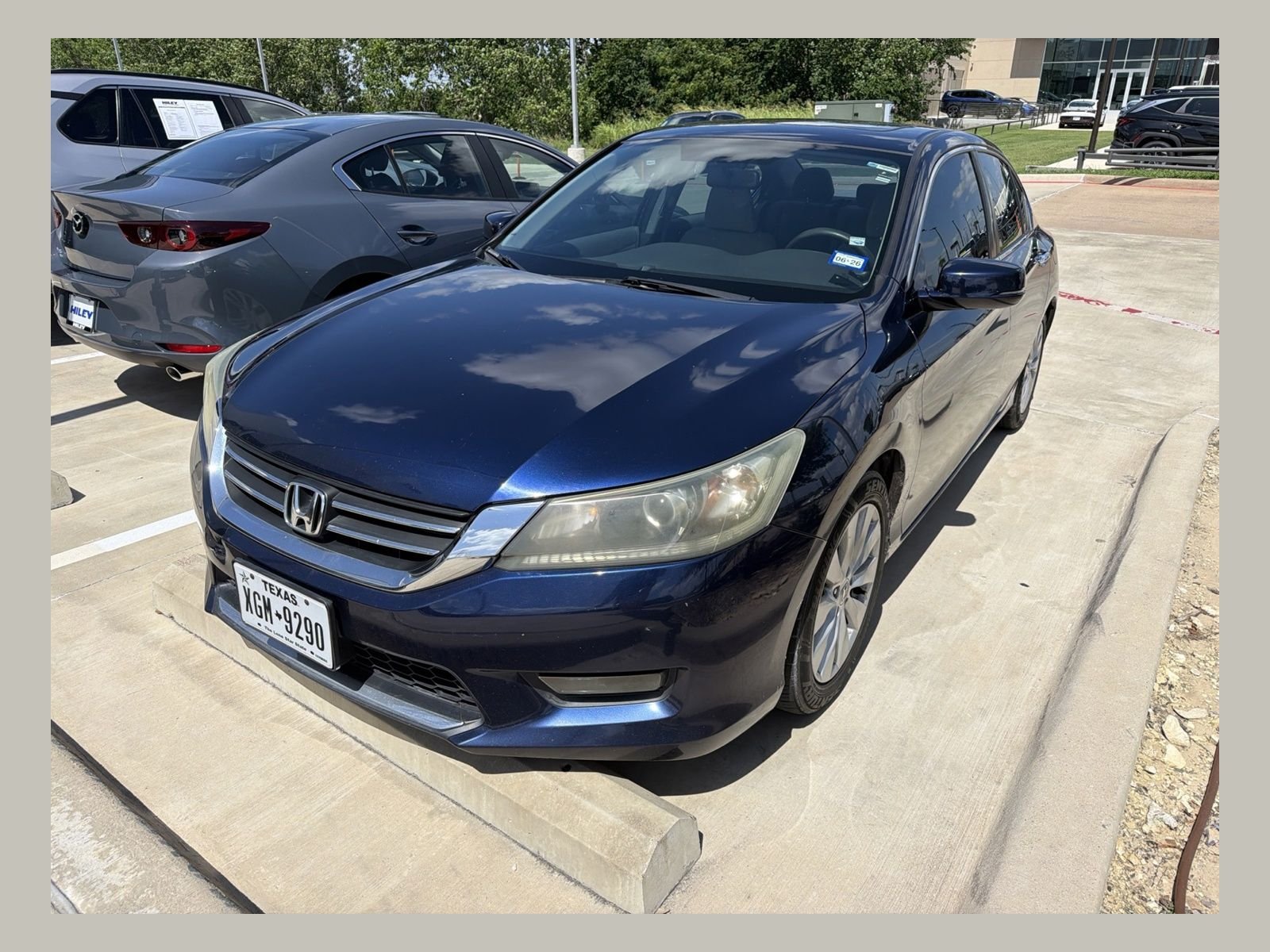 Used 2015 Blue Honda EX image 1