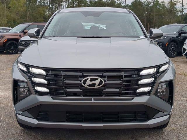 New 2025 Silver Hyundai SE FWD image 9