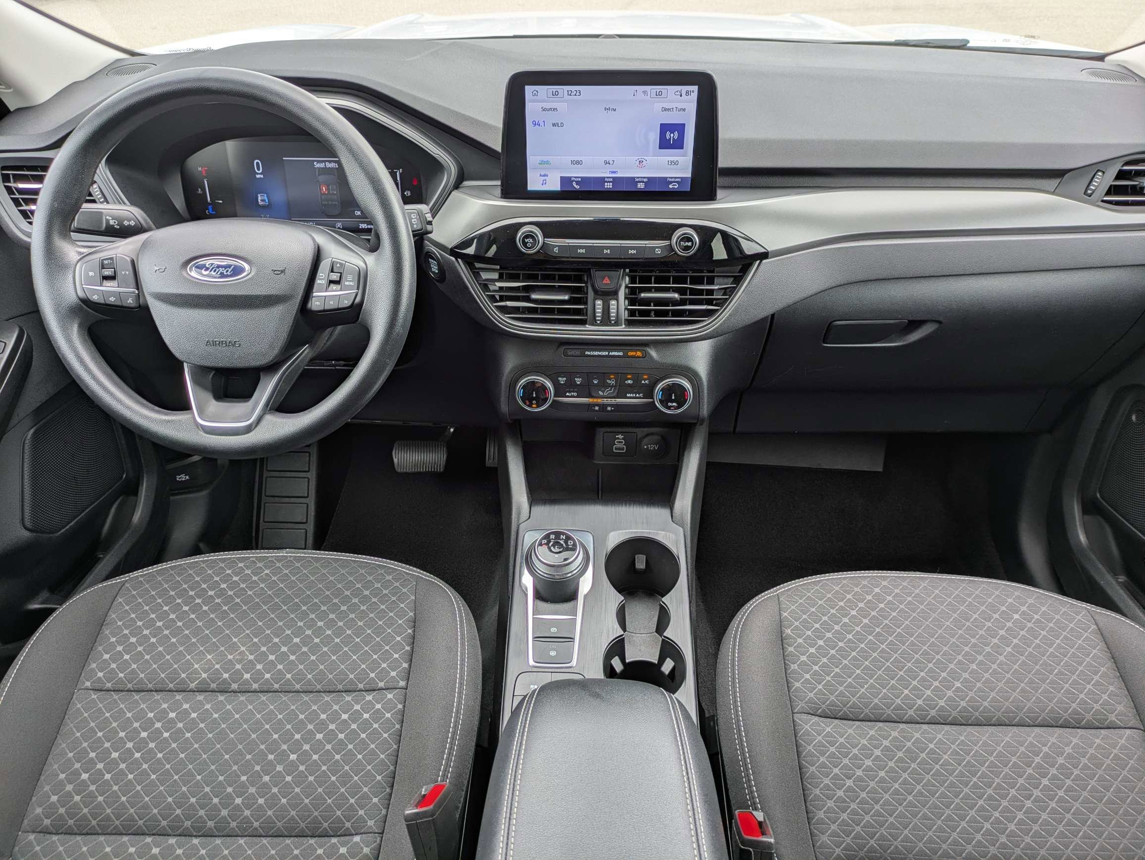Used 2025 Oxford White Ford Active image 18