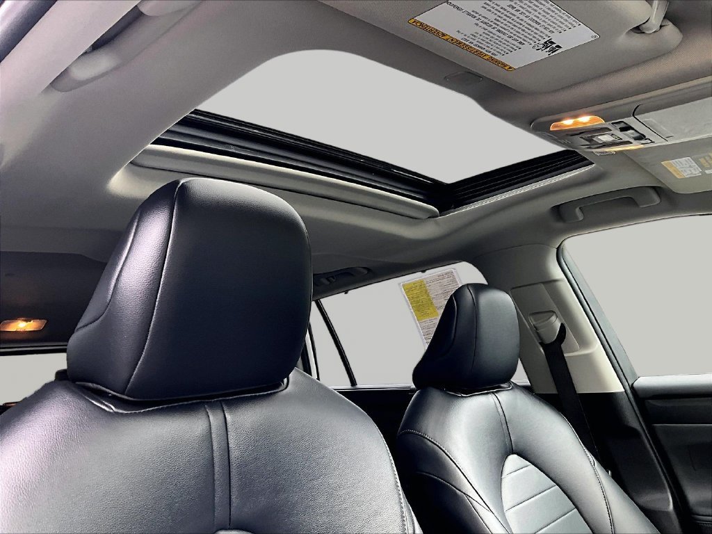 Used 2023 Beige Toyota XLE image 23