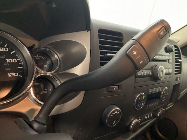 Used 2013 Black Chevrolet LT image 31