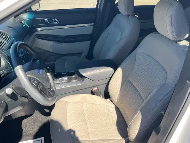 Used 2018 White Ford XLT image 28