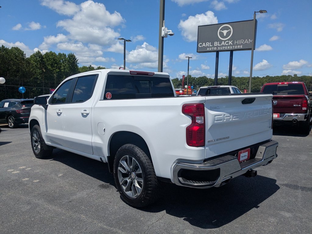 Used 2026 Summit White Chevrolet LT image 7