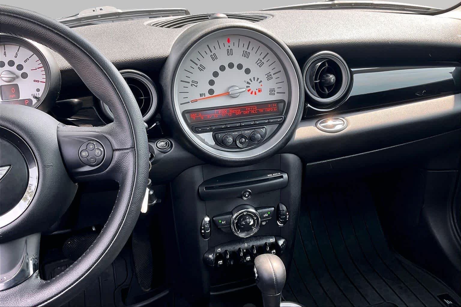 Used 2012  MINI  image 6