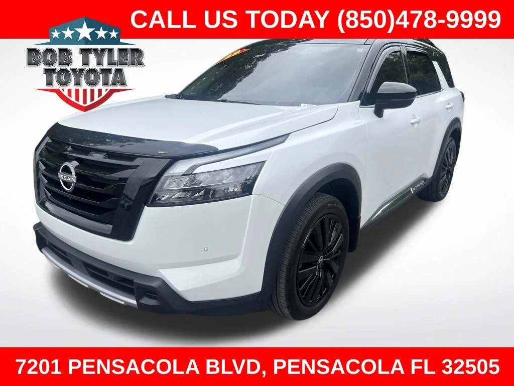 2025 Nissan Pathfinder Platinum 2WD's photo