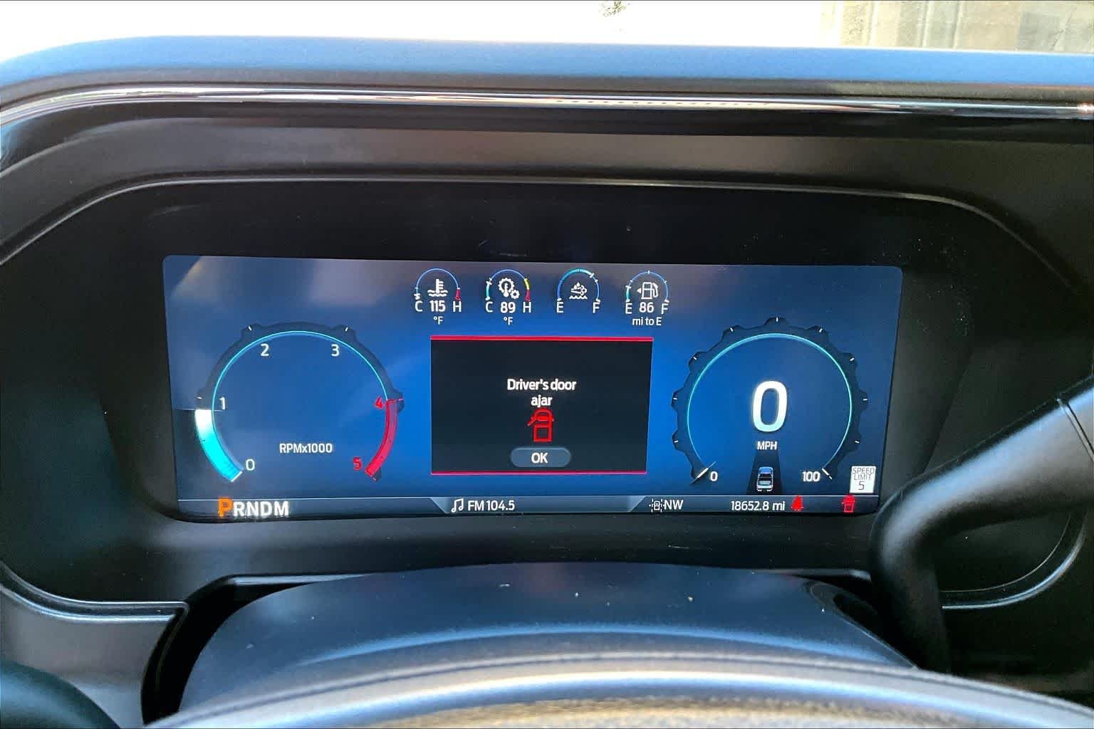 Used 2025 Glacier Gray Metallic Tri-Coat Ford LARIAT image 26