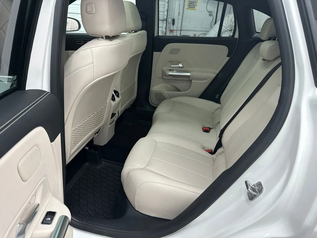 New 2026 White Mercedes-Benz GLA 250 image 23