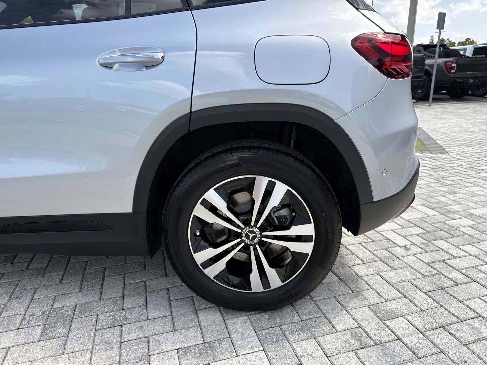 New 2026 Silver Metallic Mercedes-Benz 250 4MATIC® SUV image 11