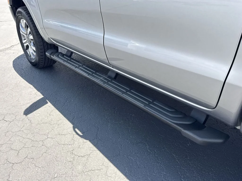 Used 2021 Silver Ford Lariat image 34