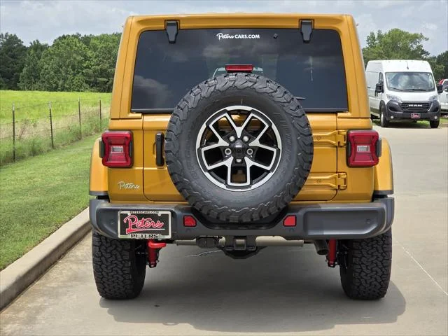 New 2026 Goldilocks Exterior Paint Jeep Rubicon image 4