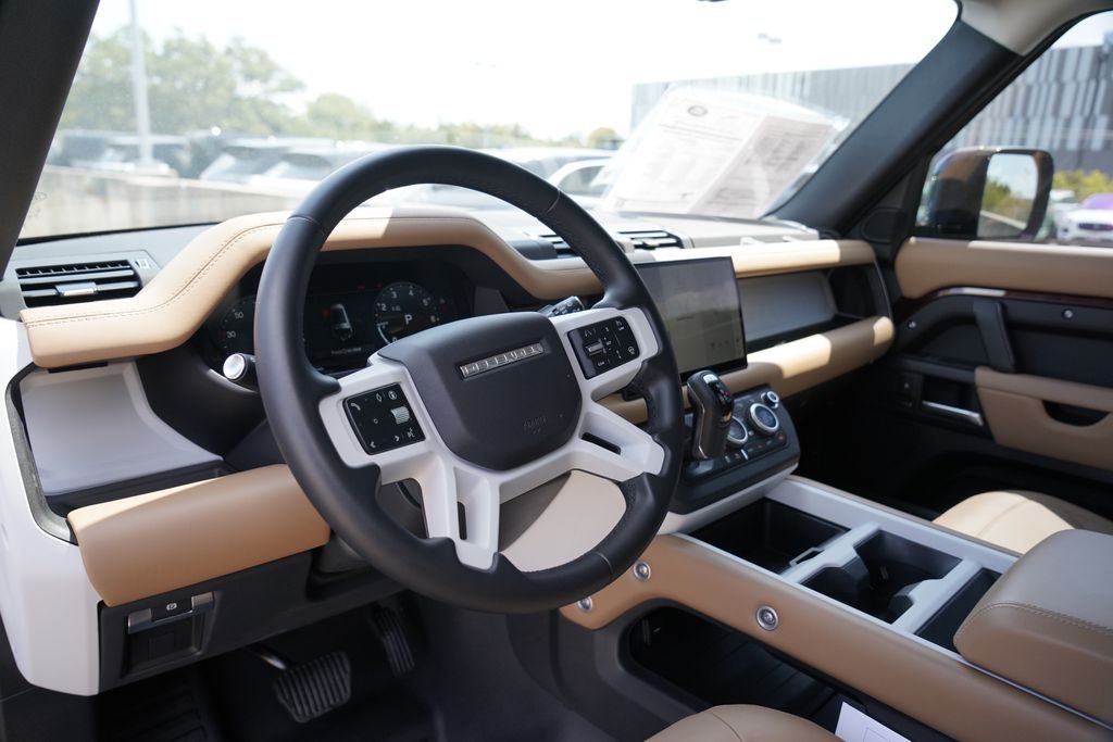 Certified Used 2025 Red Land Rover X-Dynamic SE image 8