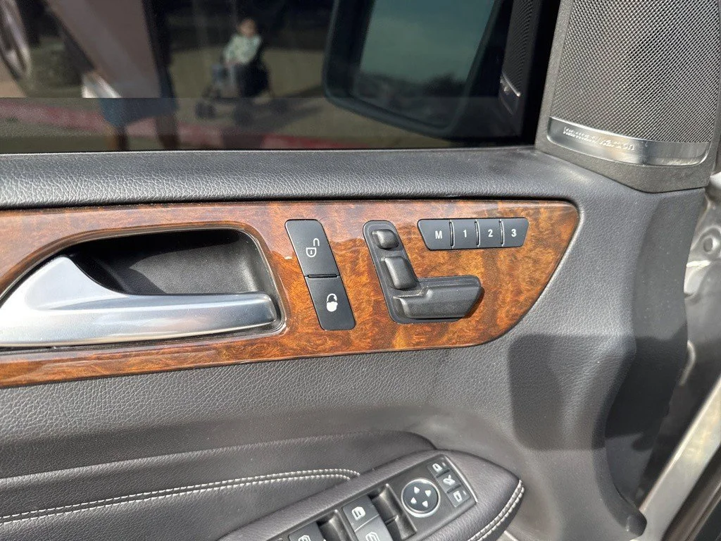 Used 2012 Silver Mercedes-Benz ML 350 image 12