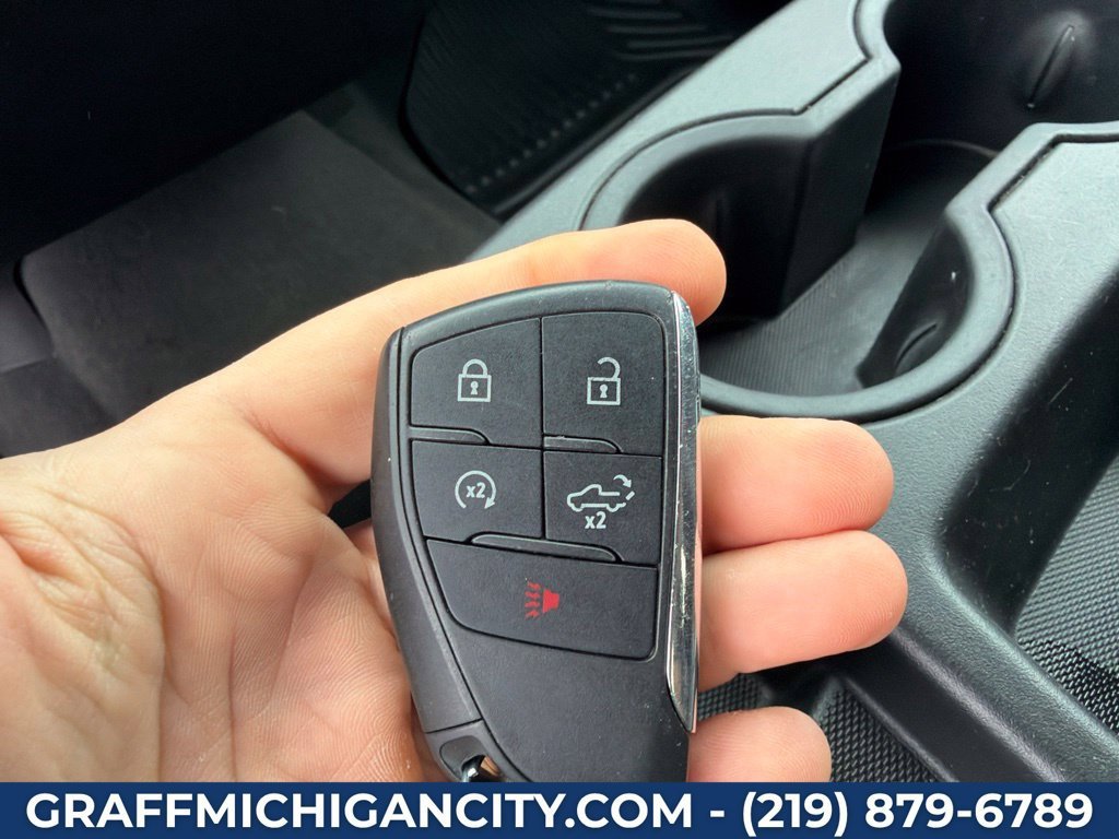 Used 2025 Cypress Gray Chevrolet LT image 29