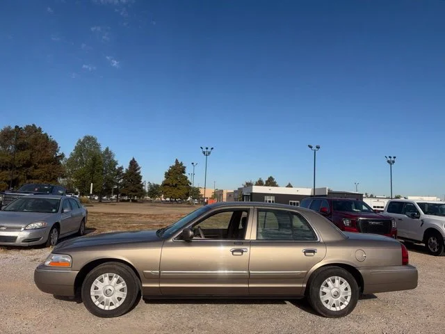 Used 2005 Tan Mercury GS image 7