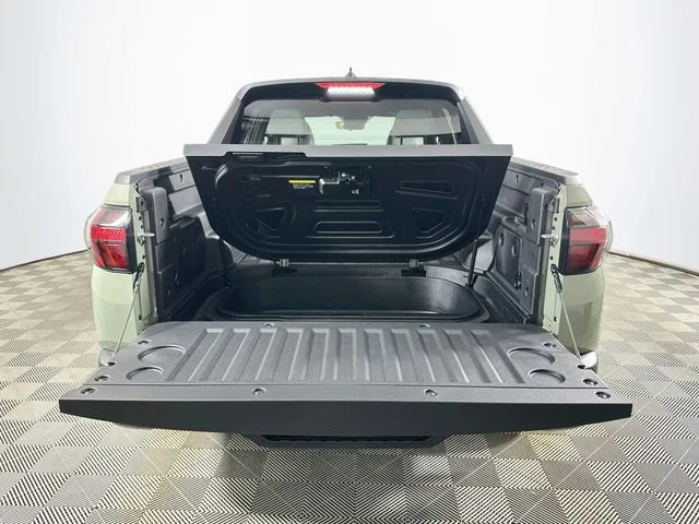 New 2027 Green Hyundai SE image 5