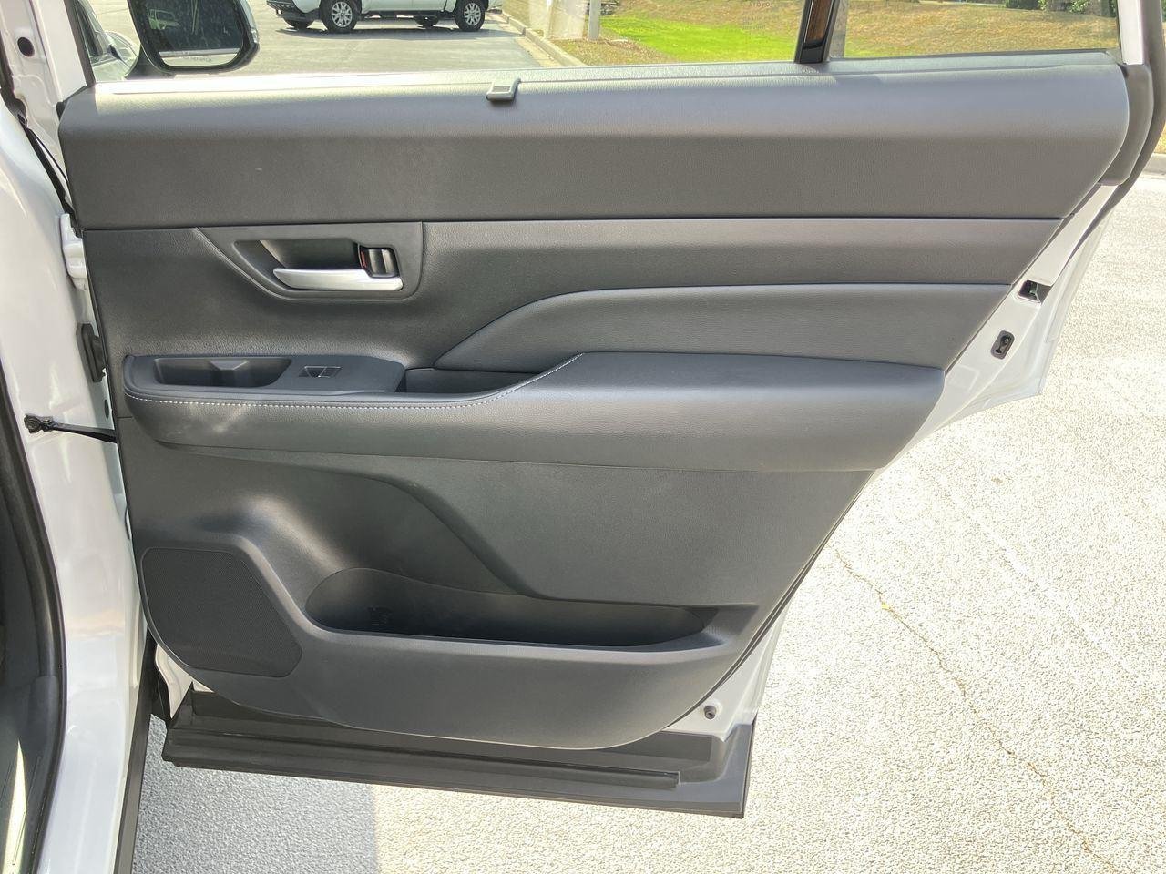 Used 2025 White (Wind Chill Pearl) Toyota Limited image 34