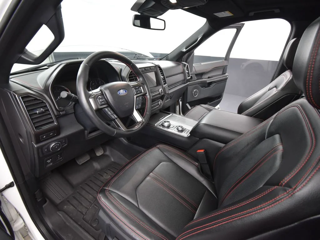 Used 2021 White Ford Limited image 18