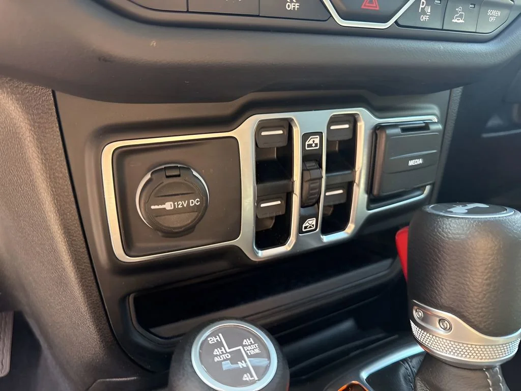 Used 2025 Red Jeep Sahara image 26