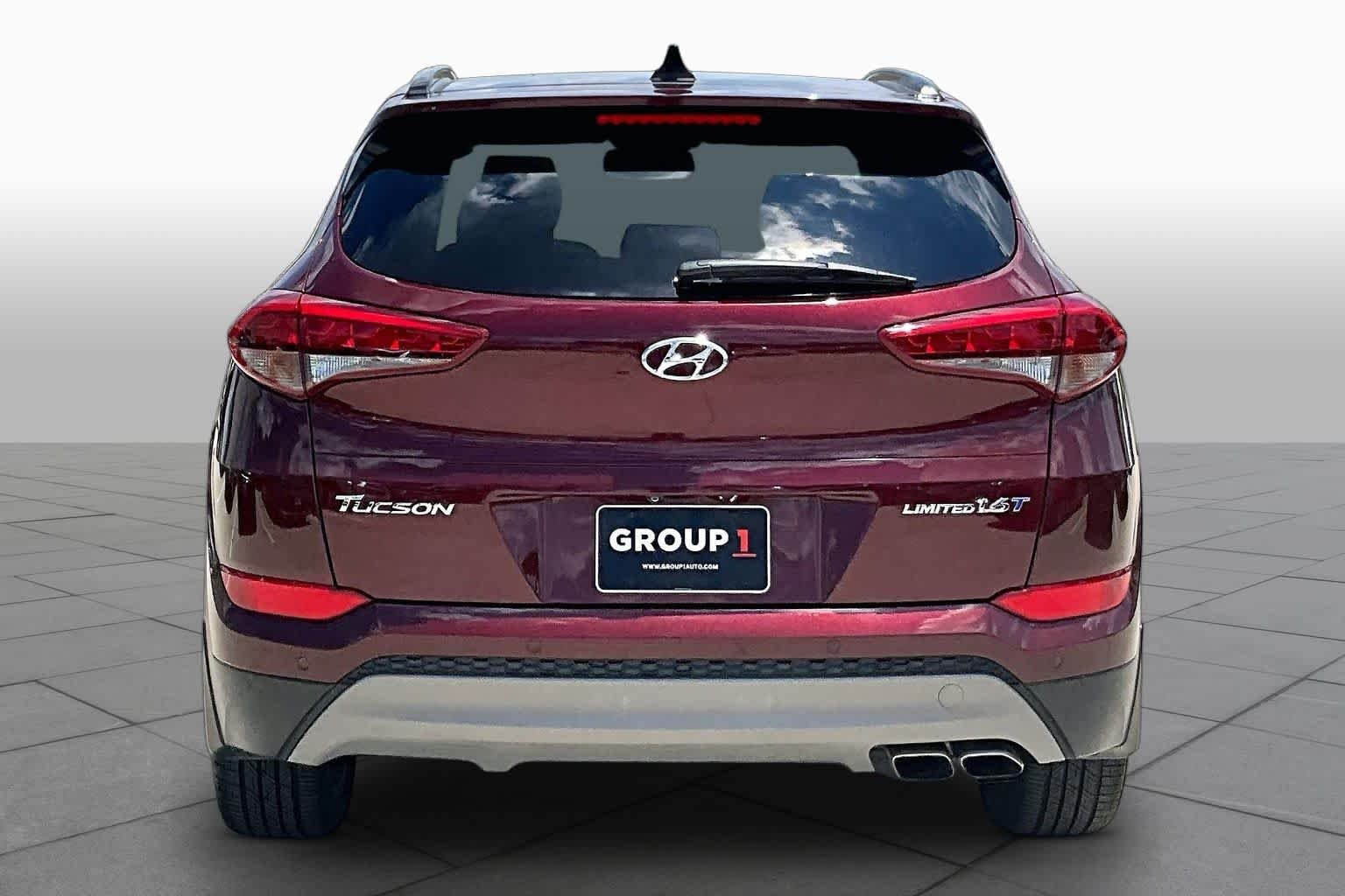Used 2017 Ruby Wine Hyundai Limited image 5