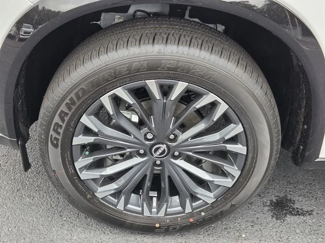 New 2026 Everest White Pearl TriCoat Nissan Platinum image 14