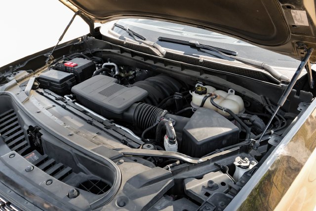 Used 2022 Black Cadillac Premium image 70