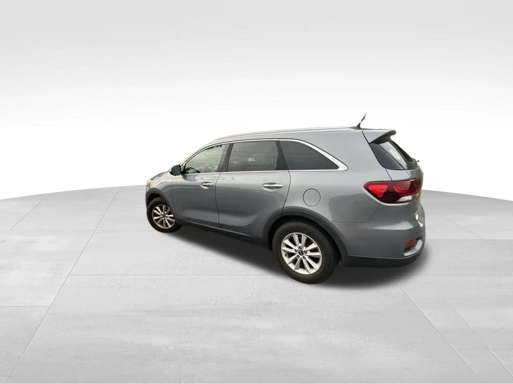 Used 2020 Silver Kia LX image 10