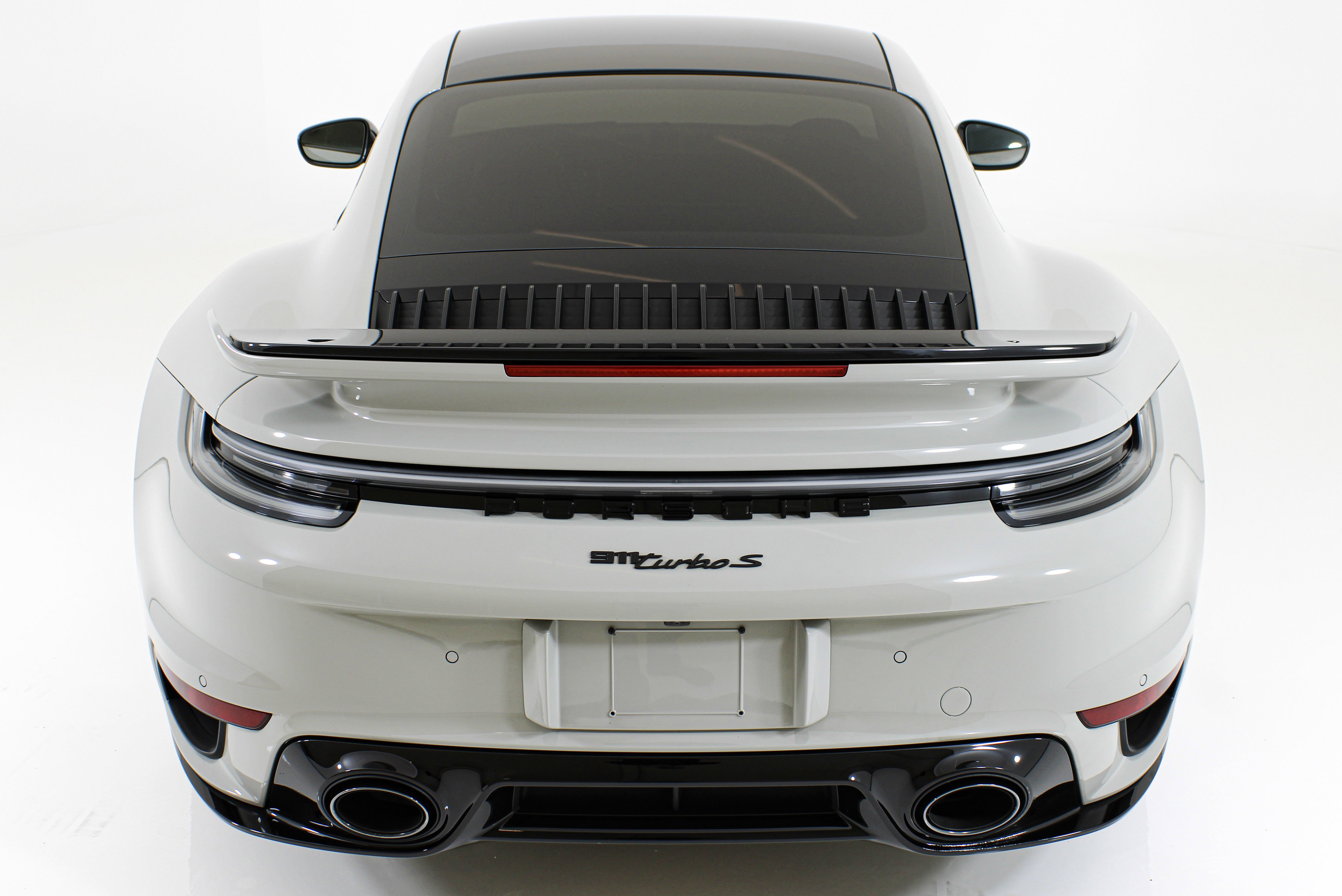 Used 2022 Chalk Porsche Turbo S Coupe image 28